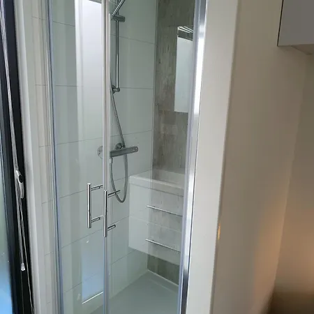 - Area Amsterdam - 6 People Halfweg