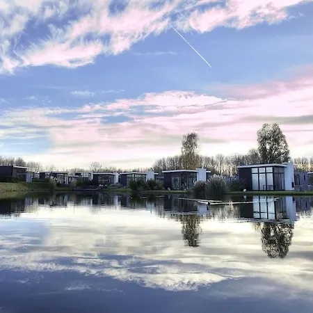 - Area Amsterdam - 6 People Halfweg