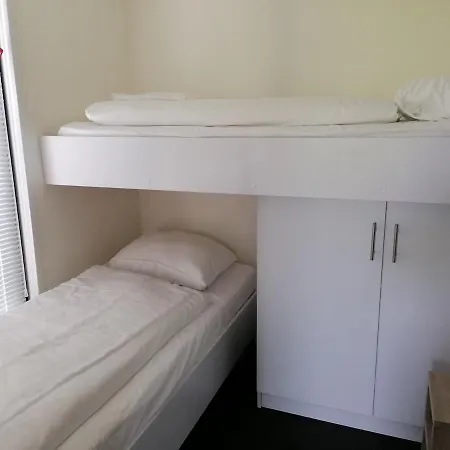 - Area Amsterdam - 6 People