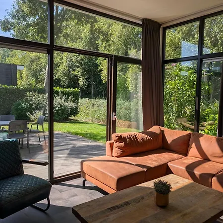 Modern Family With Garden In Amsterdam - 6 People Apartmán