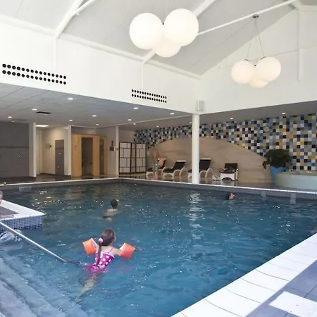 - Area Amsterdam - 6 People *