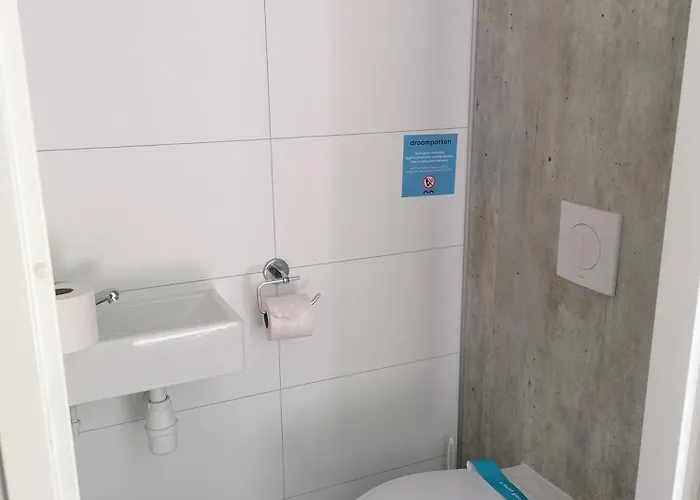 - Area Amsterdam - 6 People Appartement Halfweg