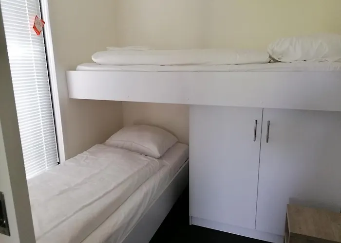 - Area Amsterdam - 6 People